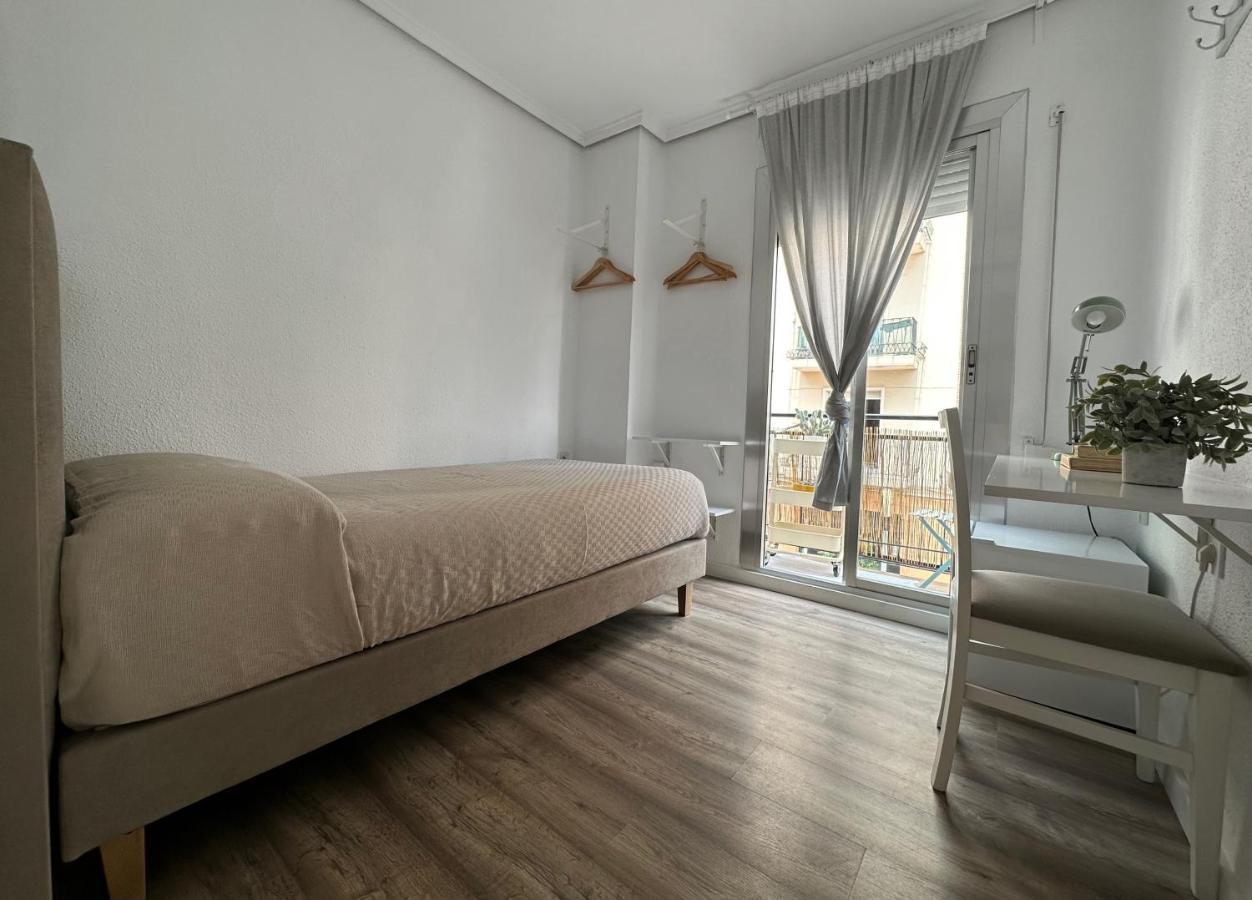 Slow Room Valencia Валенсия Экстерьер фото